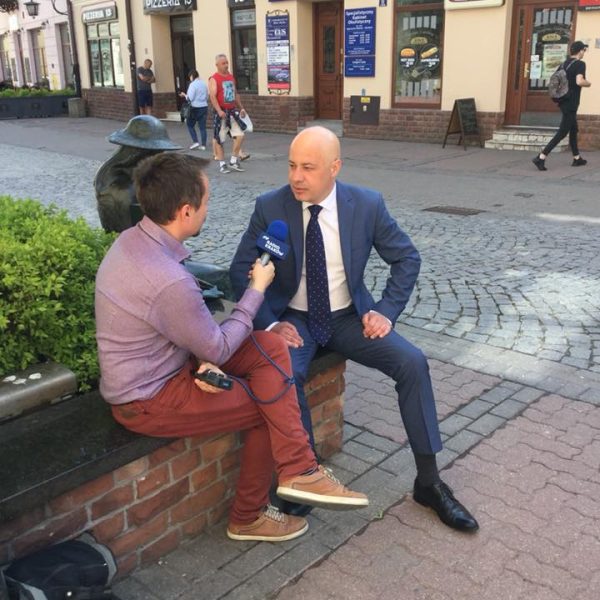 32149477_2170719626276967_3139723704439668736_n